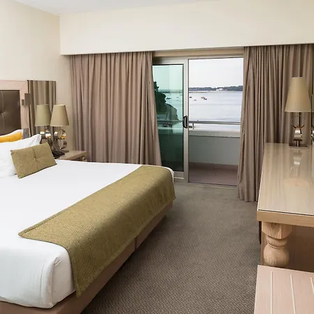 Hotel Porta Do Sol Conference & 4*