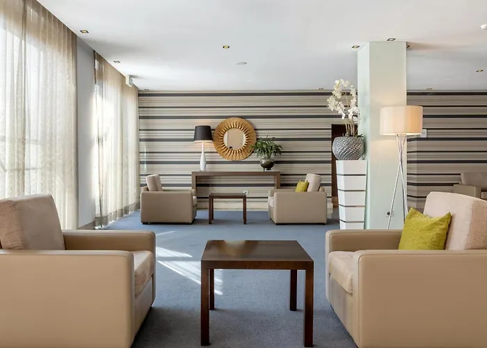 Hotel Porta Do Sol Conference & 4*
